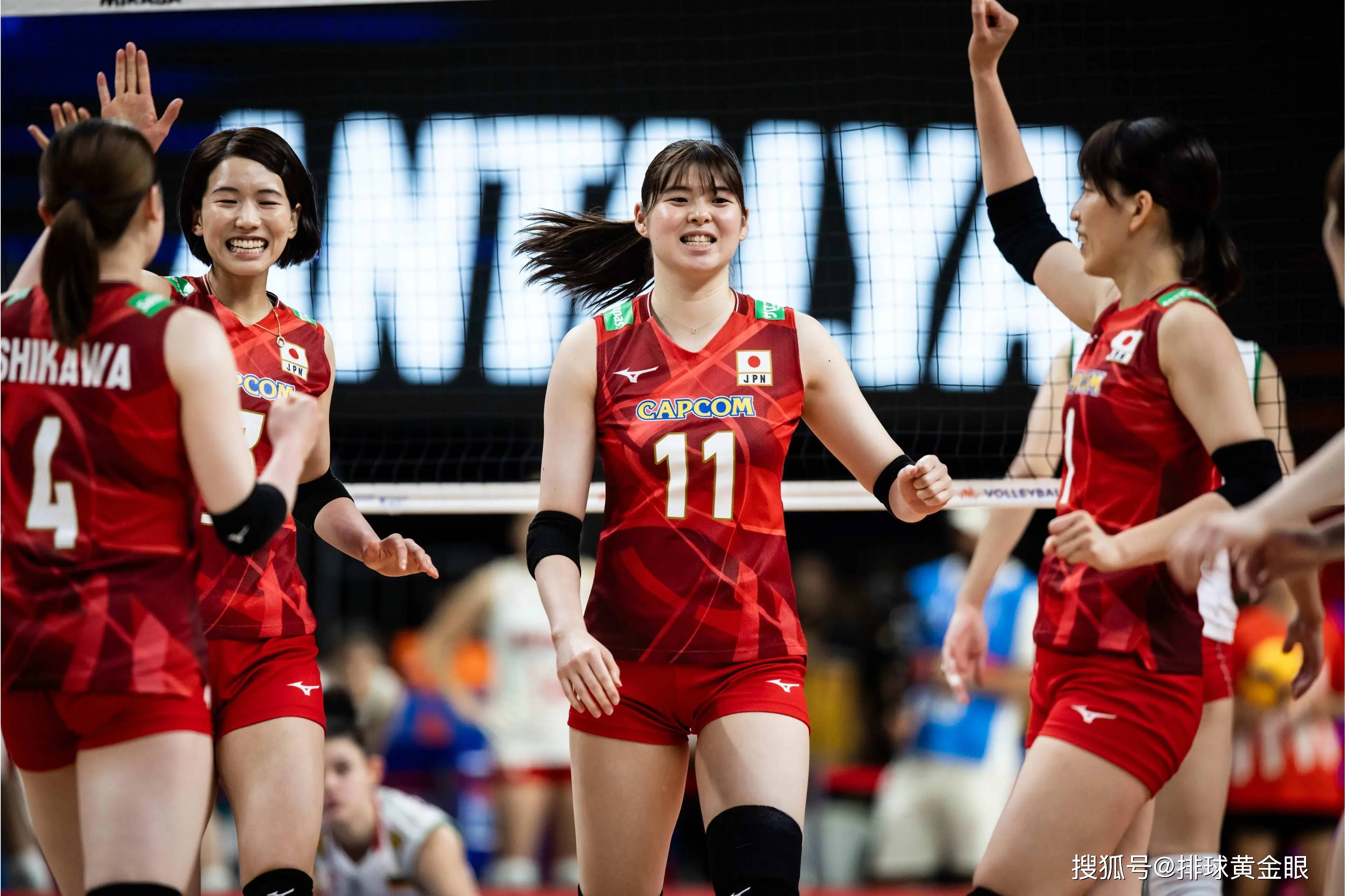 日本女排大胜美国队，掀起一波高潮 